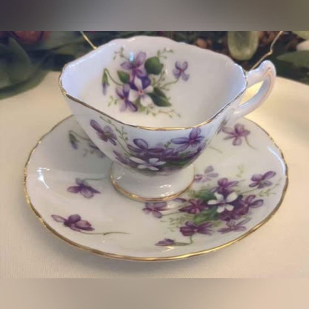 "Spring Violets" Made in Occupied Japan Rosetti Handpainted Small Cup Setw/gold
